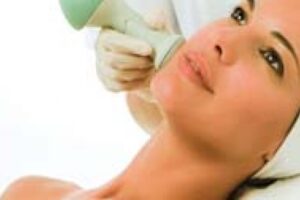 Rejuvenecimiento facial. Cirugía para rejuvenecer el rostro.